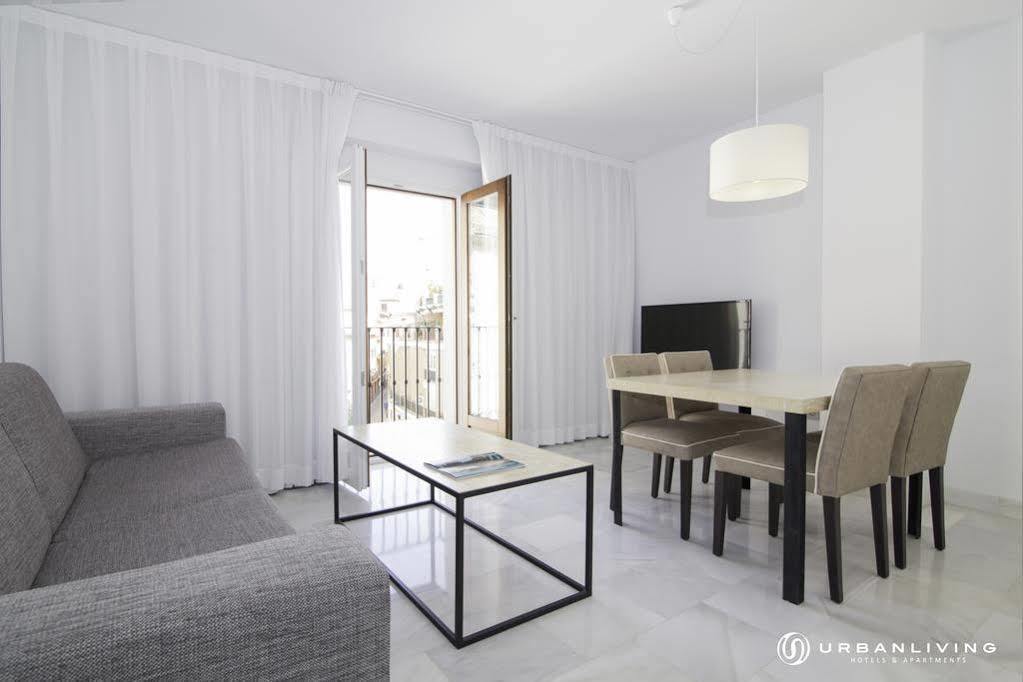Urbanliving Gran Capitan Apartment Granada Bagian luar foto